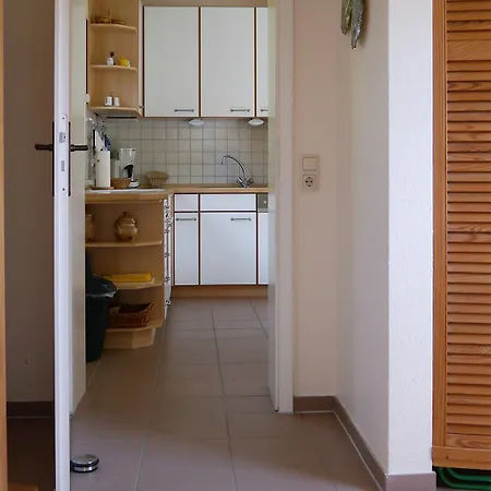 Am Wiesengrund Haushaelfte 13