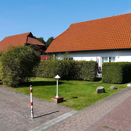 Am Wiesengrund Haushaelfte 13