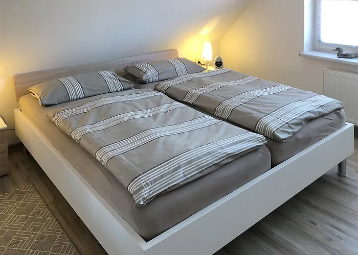 펜션 Am Wiesengrund Haushaelfte 13 *